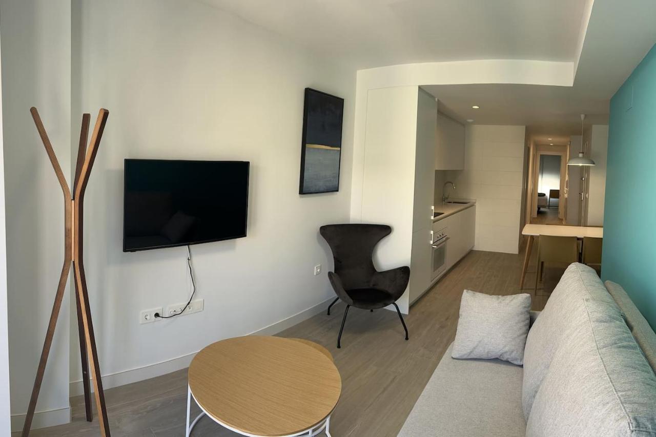 Apartamentos Breton 17 Suite Familiar Alicante Esterno foto