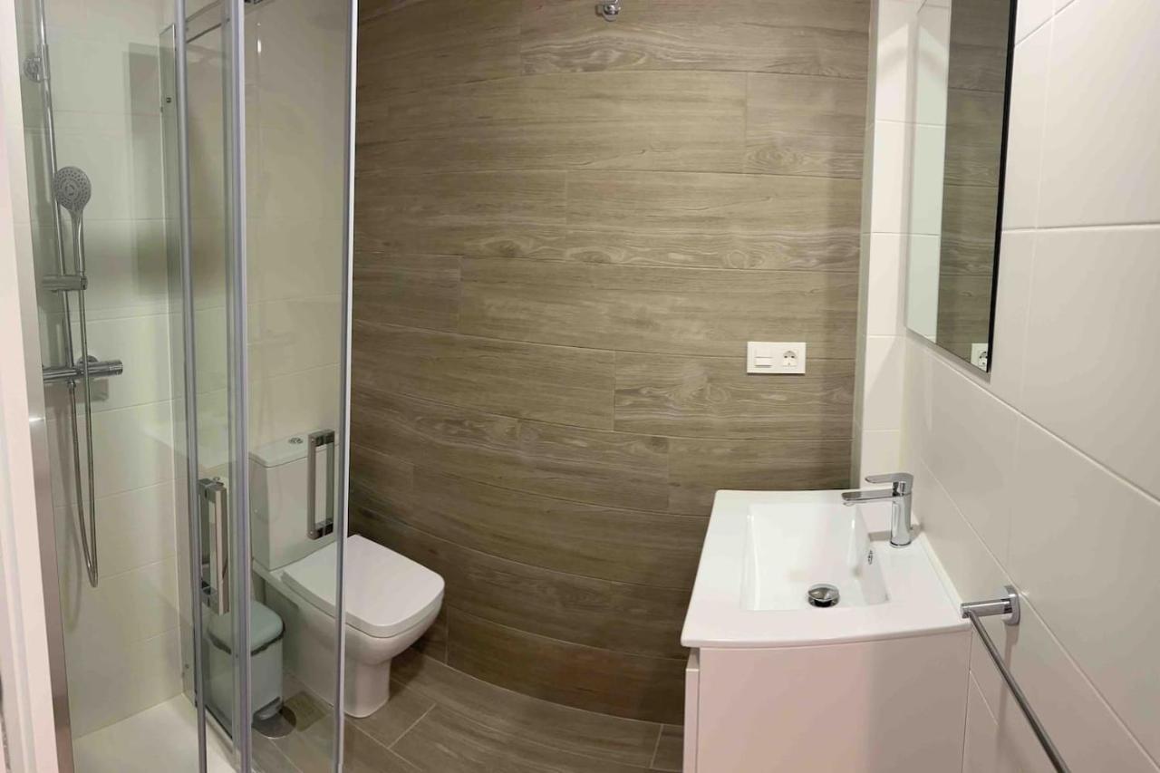 Apartamentos Breton 17 Suite Familiar Alicante Esterno foto