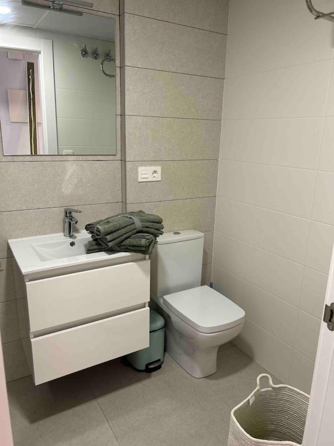 Apartamentos Breton 17 Suite Familiar Alicante Esterno foto